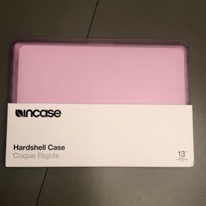 INCASE 2020 13” MacBook Pro Hardshell Case